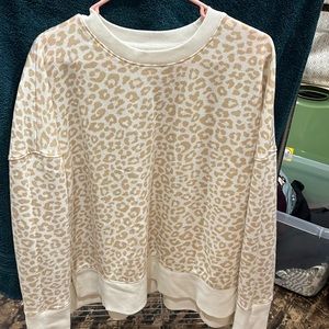Leopard print casual sweatshirt